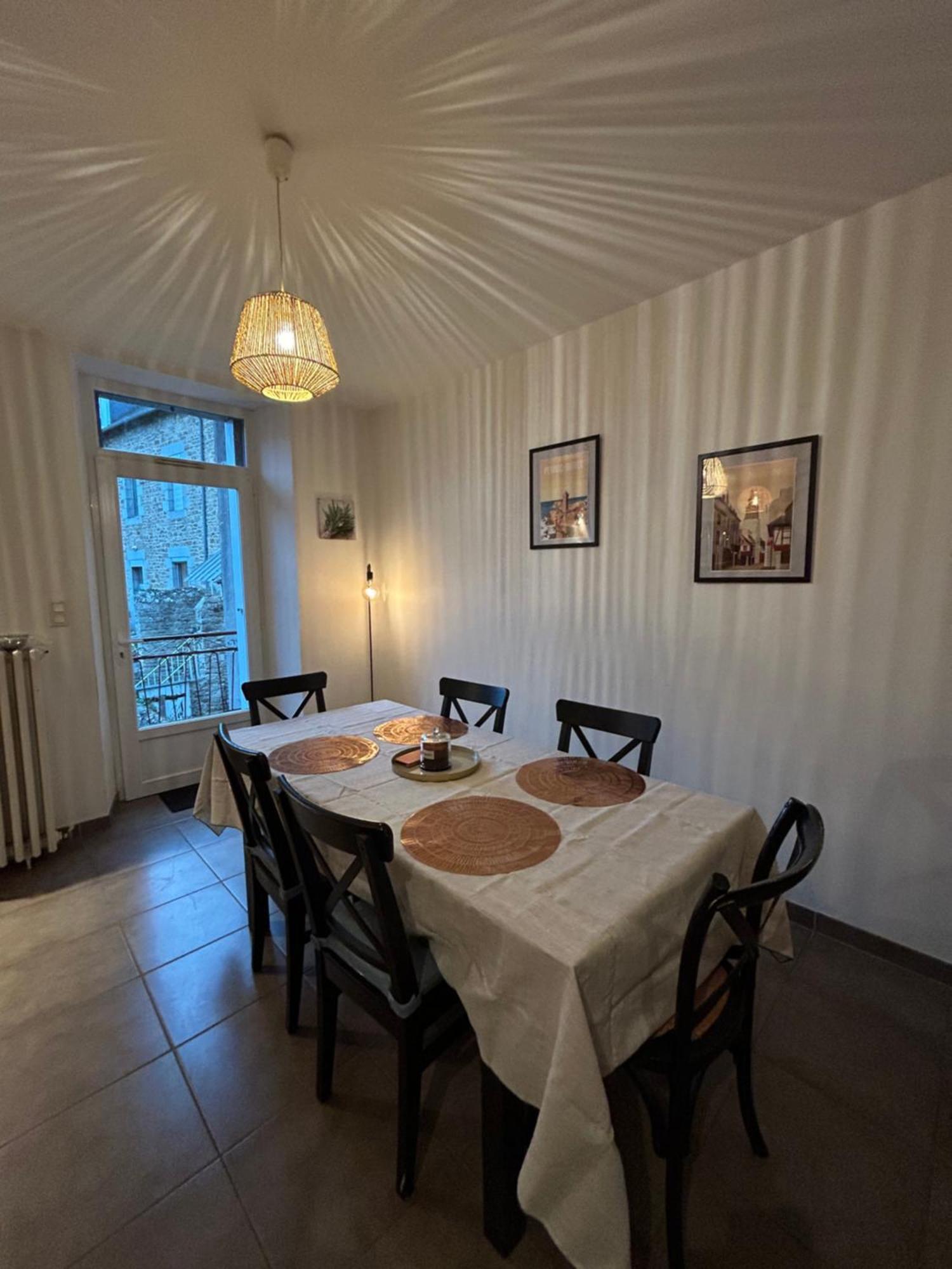 Jolie Maison Familiale Guingamp Luaran gambar